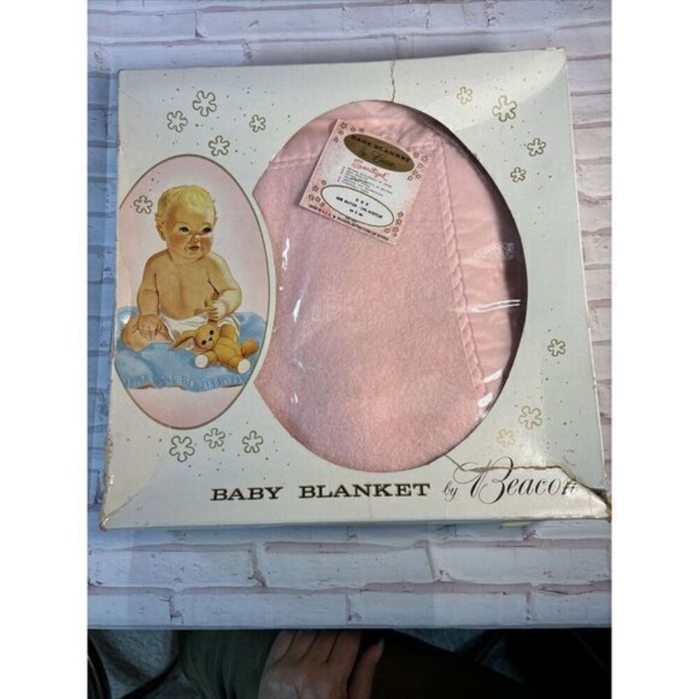 Vintage Beacon Pink W/Silky Edge Baby Blanket 36" x 50" Rayon / Acrylic  Box USA